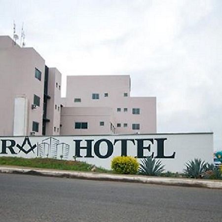 Yara Hotel Joao Pinheiro Zewnętrze zdjęcie